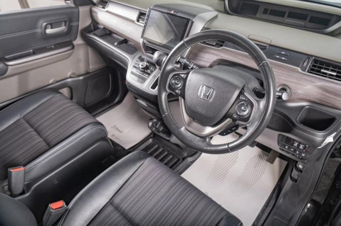 Honda Freed II с пробегом 2019 года, цена 1 669 000 рублей, 111000 км, компактвэн, Автокод Объявления