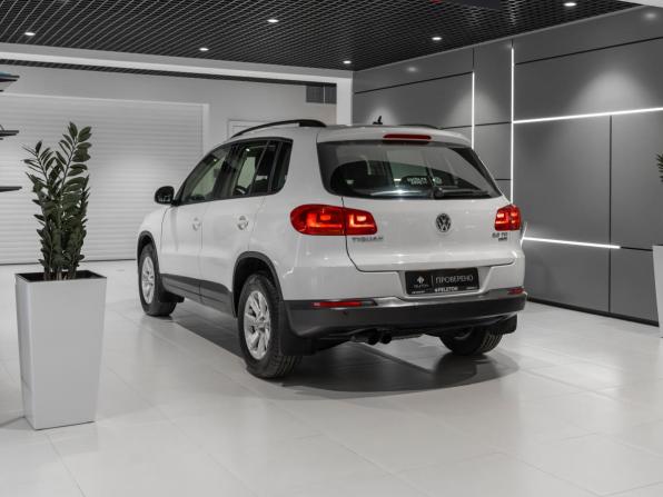Volkswagen Tiguan I Рестайлинг с пробегом 2013 года, цена 1 495 000 рублей, 72017 км, внедорожник, Автокод Объявления
