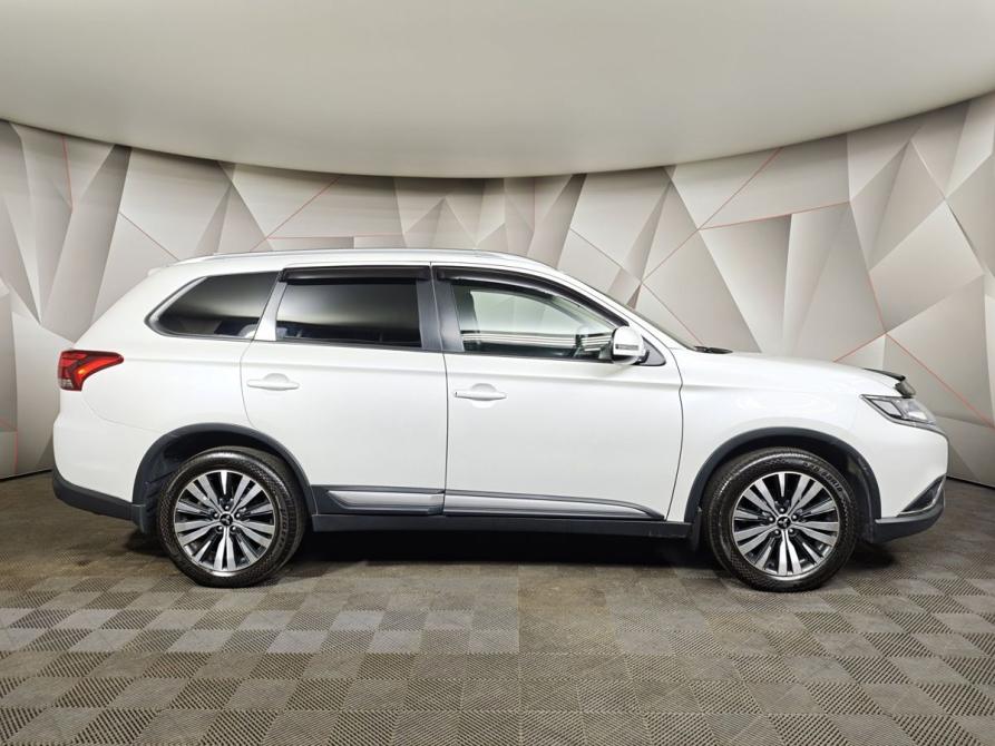 Mitsubishi Outlander III Рестайлинг 3 Москва  - изображение 6