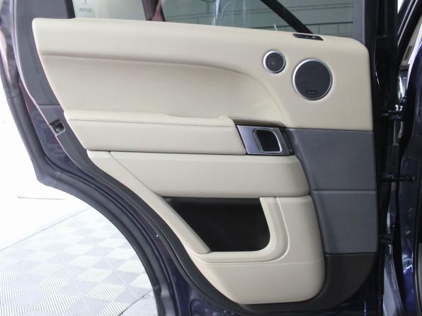 Land Rover Range Rover Sport II с пробегом 2016 года, цена 4 500 000 рублей, 84122 км, внедорожник, Автокод Объявления