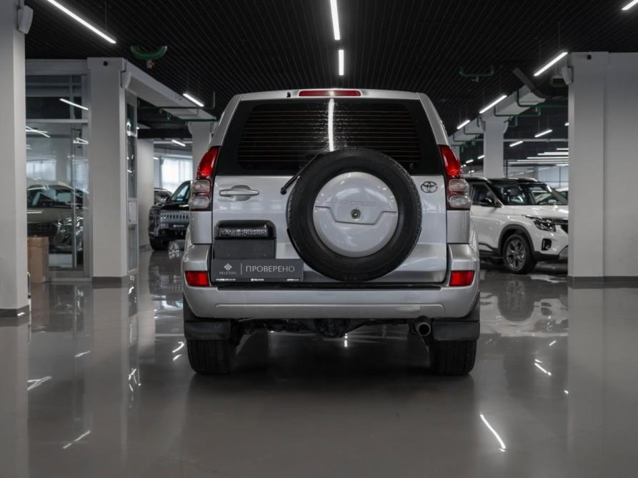 Toyota Land Cruiser Prado 120 Series Рестайлинг Москва  - изображение 6