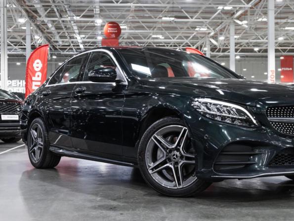 Mercedes-Benz C-Класс IV (W205) Рестайлинг с пробегом 2018 года, цена 3 109 585 рублей, 139068 км, седан, Автокод Объявления