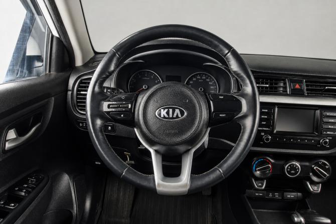 Kia Rio IV с пробегом 2019 года, цена 1 379 000 рублей, 64500 км, хэтчбек, Автокод Объявления