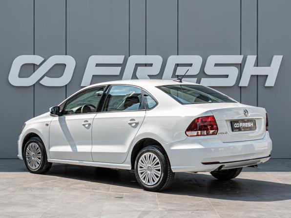 Volkswagen Polo V Рестайлинг с пробегом 2019 года, цена 1 370 000 рублей, 88756 км, седан, Автокод Объявления