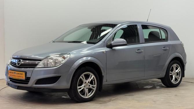 Opel Astra H Рестайлинг с пробегом 2011 года, цена 475 000 рублей, 238613 км, седан, Автокод Объявления