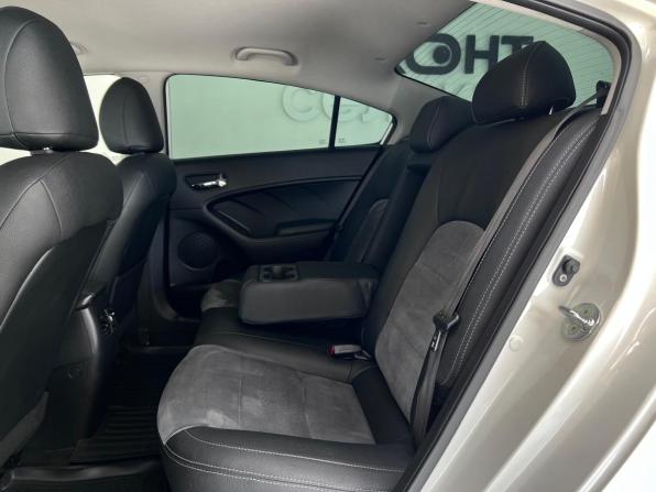 Kia Cerato III Рестайлинг (Classic) с пробегом 2017 года, цена 1 590 000 рублей, 97966 км, седан, Автокод Объявления