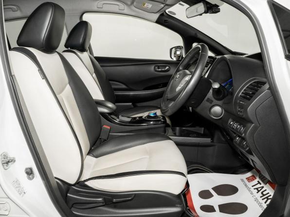 Nissan Leaf I (ZE0/AZE0) с пробегом 2017 года, цена 1 060 000 рублей, 127118 км, хэтчбек, Автокод Объявления