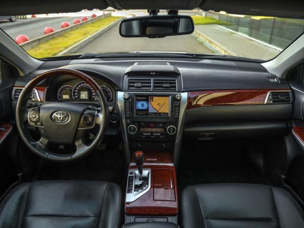 Toyota Camry VII (XV50) с пробегом 2012 года, цена 1 439 000 рублей, 215000 км, седан, Автокод Объявления