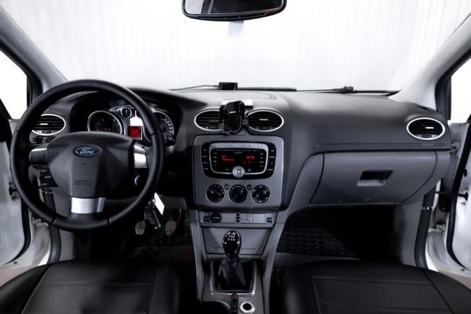Ford Focus II Рестайлинг с пробегом 2008 года, цена 550 000 рублей, 242092 км, универсал, Автокод Объявления