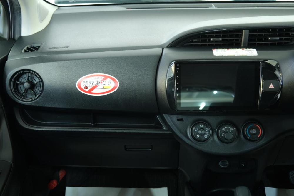 Toyota Vitz III (XP130) Рестайлинг 2 Омск  - изображение 15