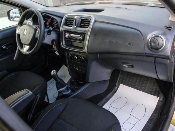 Renault Sandero II с пробегом 2015 года, цена 946 000 рублей, 99720 км, хэтчбек, Автокод Объявления