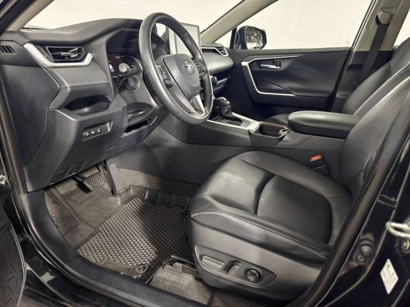 Toyota RAV4 V (XA50) с пробегом 2022 года, цена 2 949 000 рублей, 68000 км, внедорожник, Автокод Объявления
