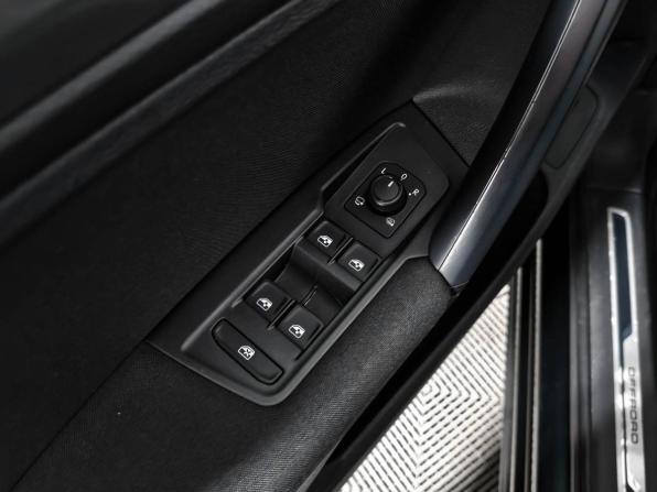 Volkswagen Tiguan II с пробегом 2020 года, цена 2 439 000 рублей, 88300 км, внедорожник, Автокод Объявления