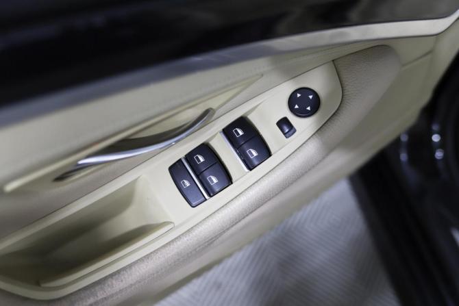 BMW 5 серии VI (F10/F11/F07) с пробегом 2010 года, цена 1 610 000 рублей, 314373 км, седан, Автокод Объявления