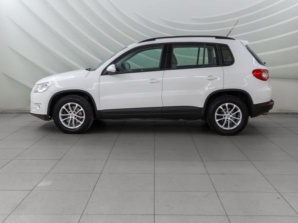 Volkswagen Tiguan I с пробегом 2010 года, цена 928 000 рублей, 176994 км, внедорожник, Автокод Объявления