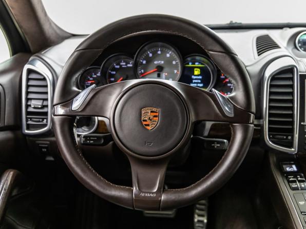 Porsche Cayenne II (958) с пробегом 2012 года, цена 2 568 000 рублей, 143634 км, внедорожник, Автокод Объявления