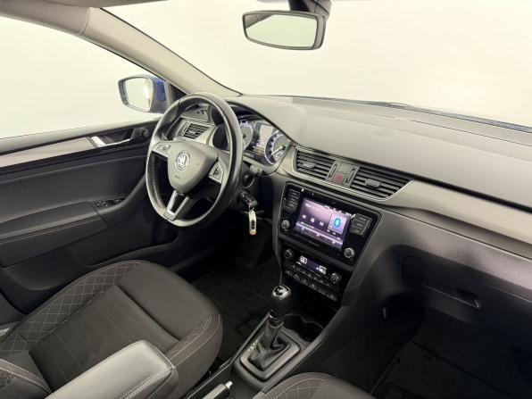 Skoda Rapid I Рестайлинг с пробегом 2018 года, цена 1 340 000 рублей, 164997 км, лифтбек, Автокод Объявления