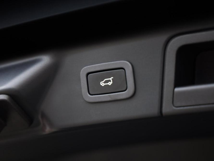 Land Rover Range Rover Velar I Санкт-Петербург  - изображение 36