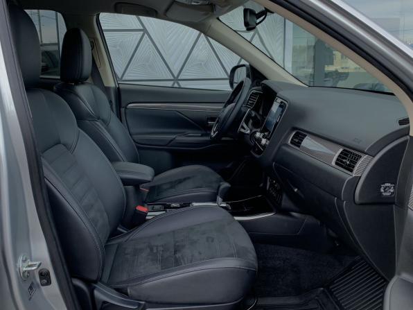 Mitsubishi Outlander III Рестайлинг 3 с пробегом 2021 года, цена 3 349 000 рублей, 19070 км, внедорожник, Автокод Объявления