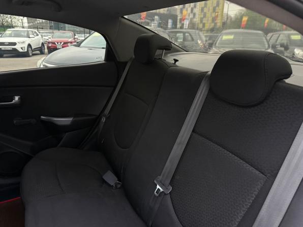 Kia Rio III Рестайлинг с пробегом 2015 года, цена 979 000 рублей, 139337 км, седан, Автокод Объявления