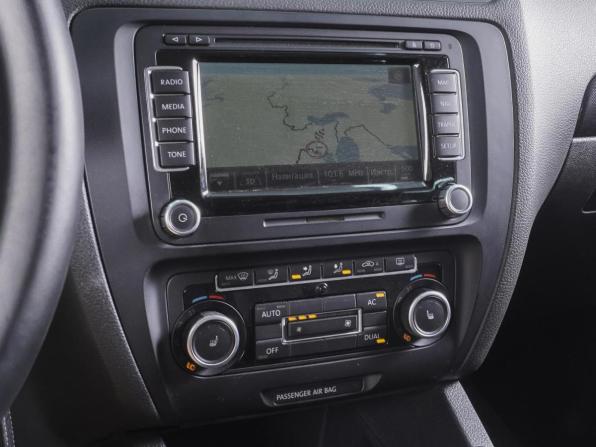 Volkswagen Jetta VI с пробегом 2011 года, цена 949 000 рублей, 225341 км, седан, Автокод Объявления