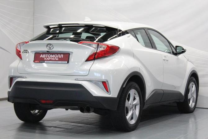 Toyota C-HR I Рестайлинг с пробегом 2019 года, цена 1 999 000 рублей, 159418 км, внедорожник, Автокод Объявления