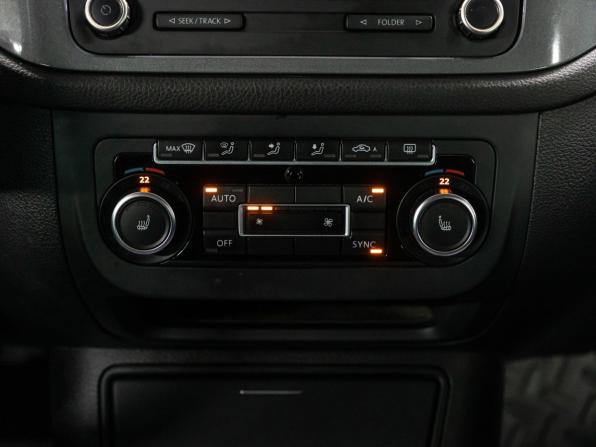 Volkswagen Tiguan I Рестайлинг с пробегом 2012 года, цена 1 699 000 рублей, 124000 км, внедорожник, Автокод Объявления