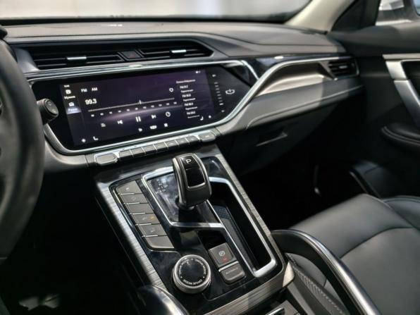Geely Atlas Pro с пробегом 2022 года, цена 1 945 000 рублей, 60070 км, внедорожник, Автокод Объявления