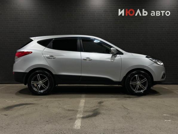 Hyundai ix35 I с пробегом 2012 года, цена 1 200 000 рублей, 142389 км, внедорожник, Автокод Объявления