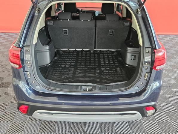 Mitsubishi Outlander III Рестайлинг 3 с пробегом 2018 года, цена 1 950 000 рублей, 68692 км, внедорожник, Автокод Объявления