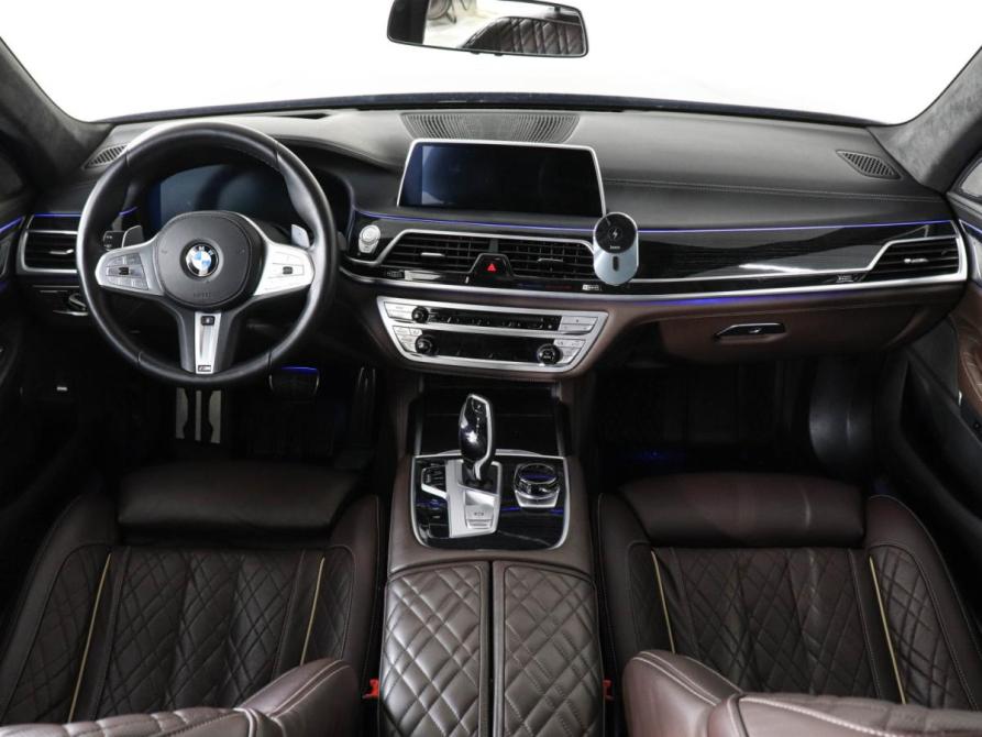 BMW 7 серии VI (G11/G12) Рестайлинг Химки  - изображение 11