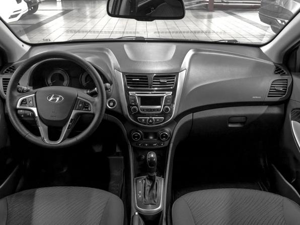 Hyundai Solaris I Рестайлинг с пробегом 2014 года, цена 1 049 900 рублей, 162000 км, седан, Автокод Объявления