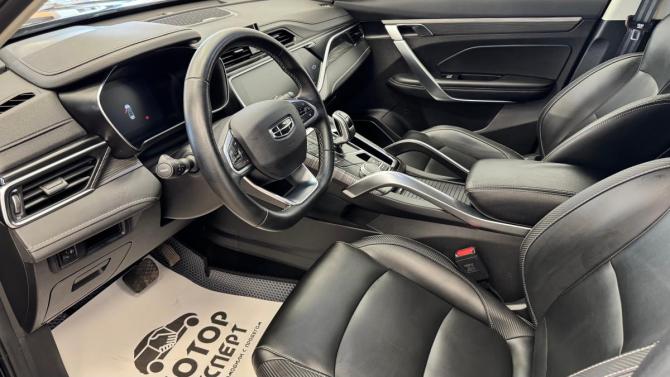 Geely Atlas Pro с пробегом 2024 года, цена 2 200 000 рублей, 48682 км, внедорожник, Автокод Объявления