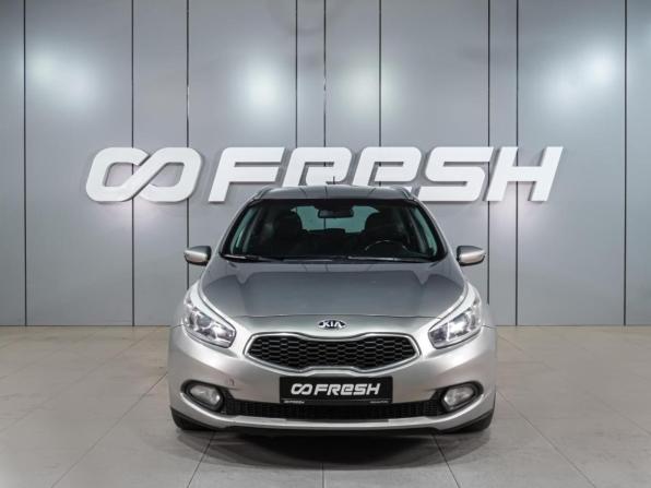 Kia Ceed II с пробегом 2013 года, цена 1 099 000 рублей, 198104 км, универсал, Автокод Объявления