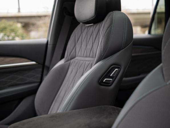Geely Monjaro I Рестайлинг с пробегом 2025 года, цена 3 855 000 рублей, 7795 км, внедорожник, Автокод Объявления