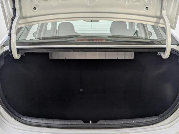 Hyundai Solaris II Рестайлинг с пробегом 2022 года, цена 1 740 000 рублей, 61112 км, седан, Автокод Объявления
