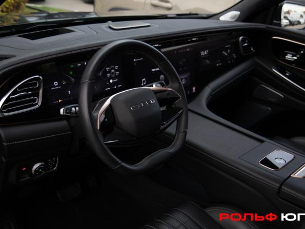Exeed VX I Рестайлинг с пробегом 2024 года, цена 3 448 000 рублей, 36810 км, внедорожник, Автокод Объявления