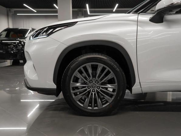 Toyota Highlander IV (XU70) с пробегом 2025 года, цена 5 500 000 рублей, 26 км, внедорожник, Автокод Объявления