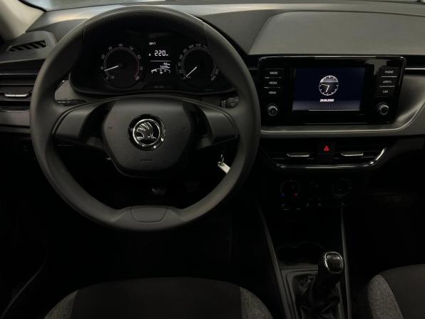 Skoda Rapid II с пробегом 2020 года, цена 1 500 000 рублей, 73300 км, лифтбек, Автокод Объявления