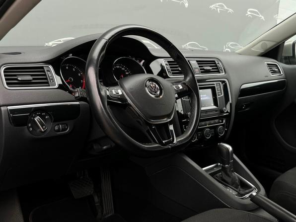 Volkswagen Jetta VI Рестайлинг с пробегом 2017 года, цена 1 379 700 рублей, 124587 км, седан, Автокод Объявления
