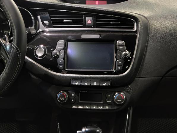 Kia Ceed II Рестайлинг с пробегом 2016 года, цена 1 100 000 рублей, 128496 км, хэтчбек, Автокод Объявления