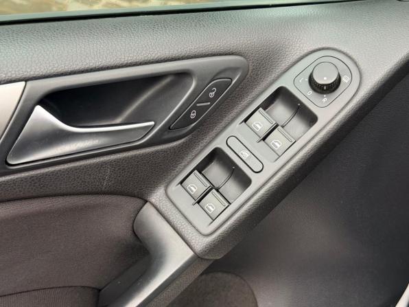 Volkswagen Golf VI с пробегом 2012 года, цена 1 150 000 рублей, 97000 км, хэтчбек, Автокод Объявления