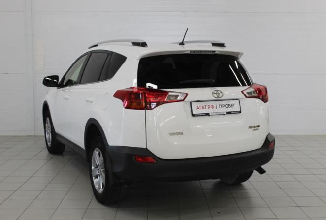Toyota RAV4 IV (XA40) с пробегом 2015 года, цена 1 830 000 рублей, 108329 км, внедорожник, Автокод Объявления