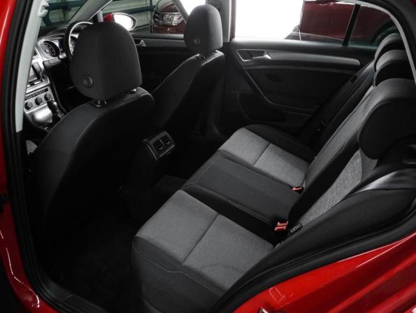Volkswagen Golf VII с пробегом 2013 года, цена 1 245 000 рублей, 75094 км, хэтчбек, Автокод Объявления