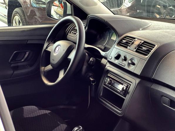 Skoda Fabia II Рестайлинг с пробегом 2013 года, цена 750 000 рублей, 136077 км, хэтчбек, Автокод Объявления