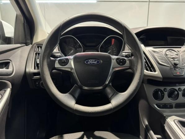 Ford Focus III с пробегом 2012 года, цена 700 000 рублей, 249000 км, универсал, Автокод Объявления