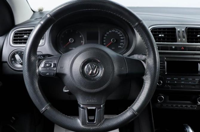 Volkswagen Polo V с пробегом 2013 года, цена 859 000 рублей, 259200 км, седан, Автокод Объявления