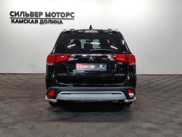 Mitsubishi Outlander III Рестайлинг 3 с пробегом 2019 года, цена 2 320 000 рублей, 82300 км, внедорожник, Автокод Объявления