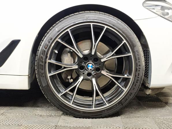 BMW 5 серии VII (G30/G31/G38) с пробегом 2017 года, цена 2 795 000 рублей, 192350 км, седан, Автокод Объявления