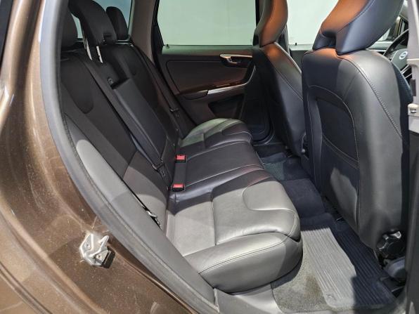 Volvo XC60 I Рестайлинг с пробегом 2015 года, цена 1 549 000 рублей, 186636 км, внедорожник, Автокод Объявления